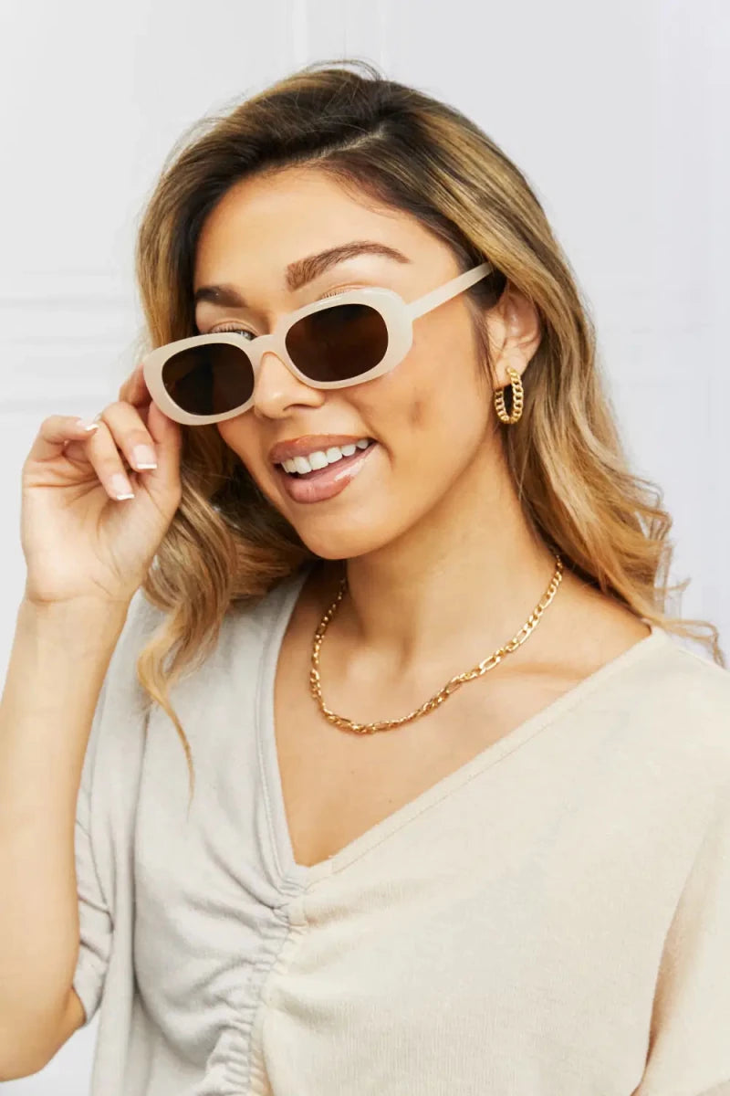 Oval Full Rim Sunglasses - Lustreve