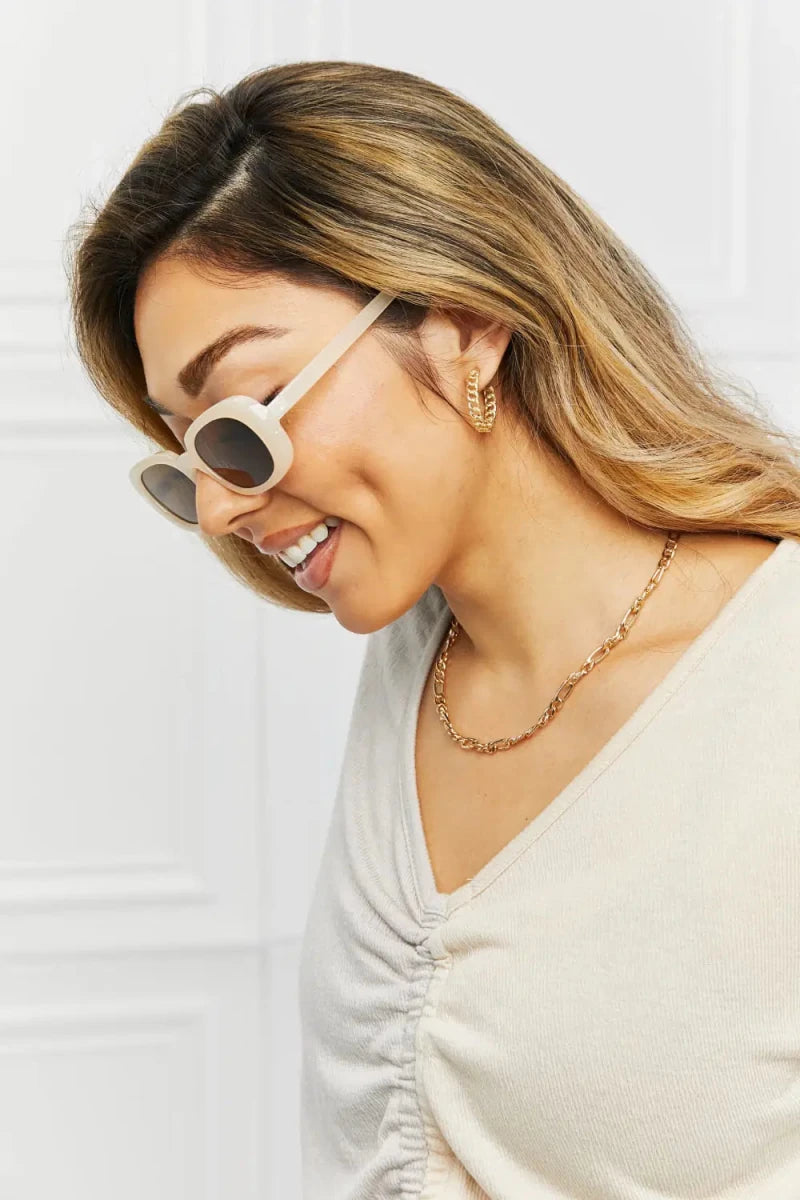Oval Full Rim Sunglasses - Lustreve