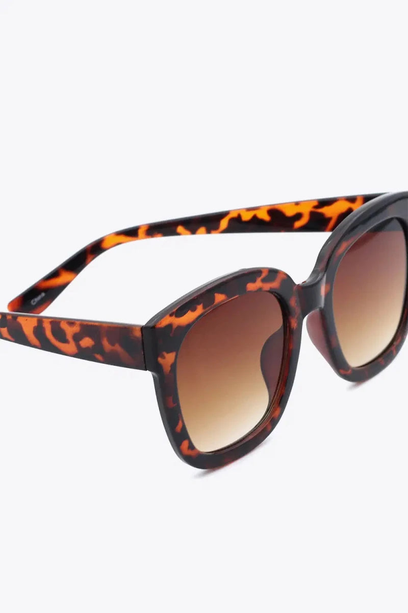 Polycarbonate Frame Square Sunglasses - Lustreve
