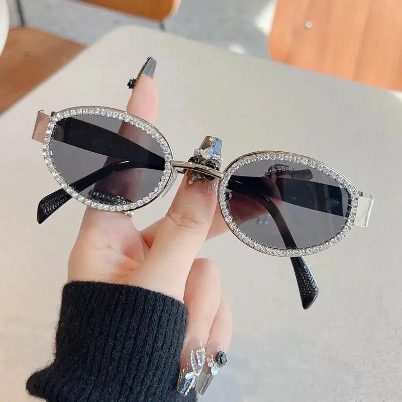 Rhinestones Decor Oval Sunglasses - Lustreve