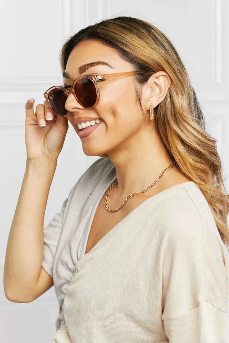 Round Full Rim Polycarbonate Frame Sunglasses - Lustreve