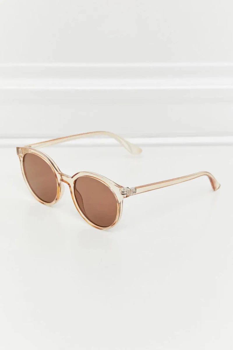 Round Full Rim Polycarbonate Frame Sunglasses - Lustreve