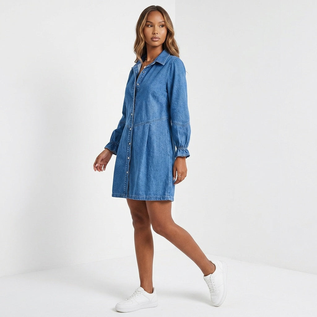 Mini-Jeanskleid mit Knopfleiste und Volantärmeln